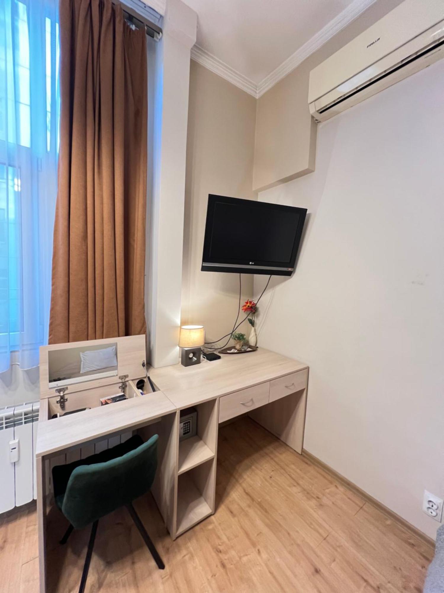 Budapest Central Cozy Studio W Working Space And Wifi Sofia Buitenkant foto