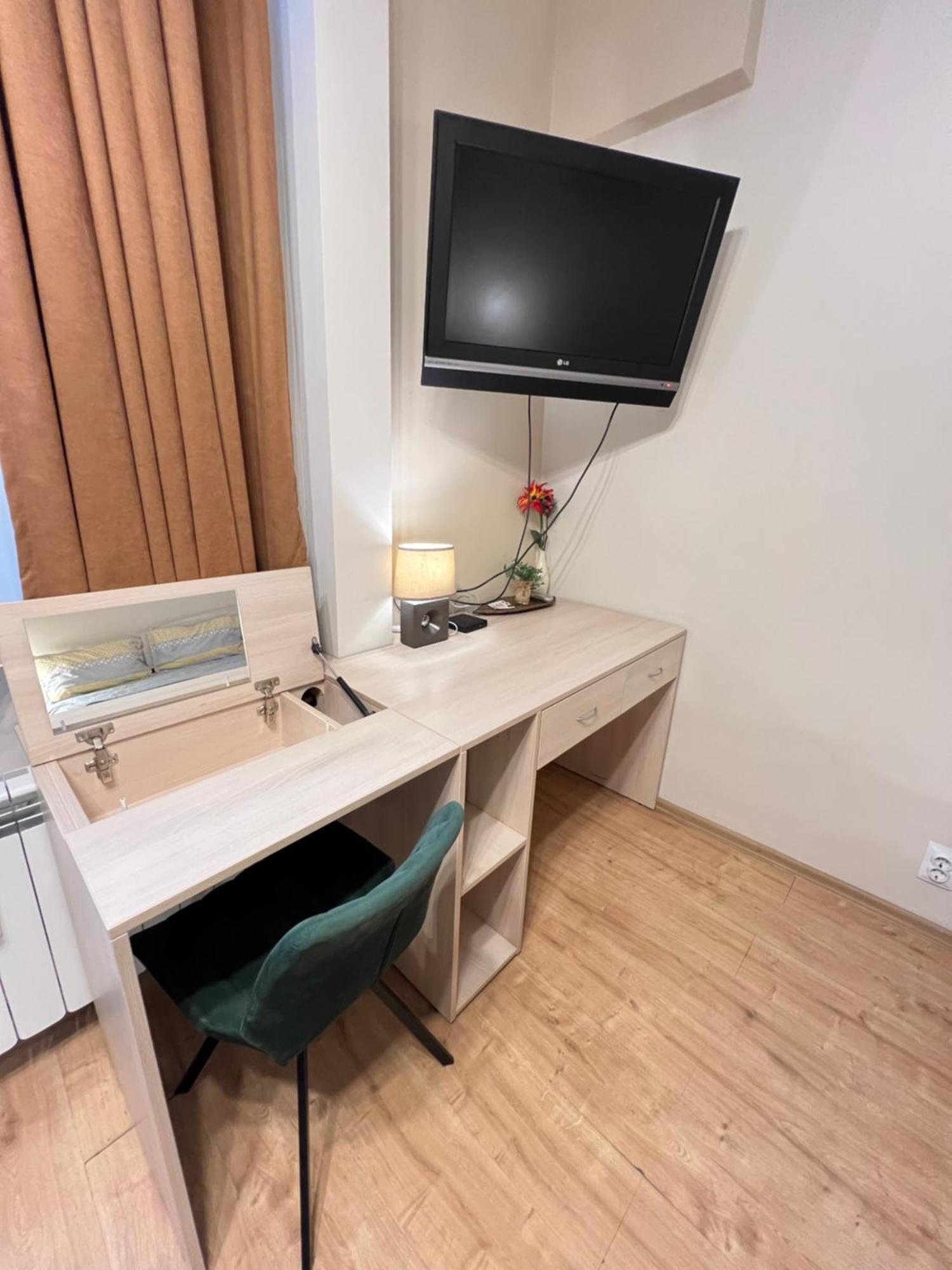 Budapest Central Cozy Studio W Working Space And Wifi Sofia Buitenkant foto